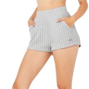 ALO Yoga Light Gray Ribbed High-Rise Lounge Take Comfort Shorts - XXS